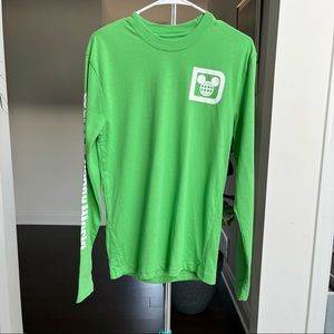 Walt Disney World Women’s Green Long Sleeve Shirt Size Small